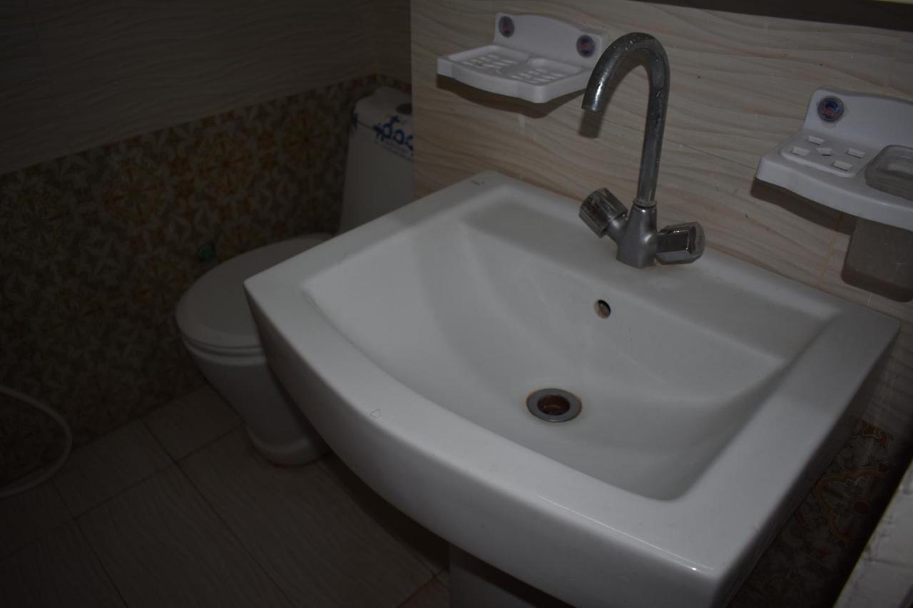 Hotel Kashmir Inn راوالبيندي المظهر الخارجي الصورة