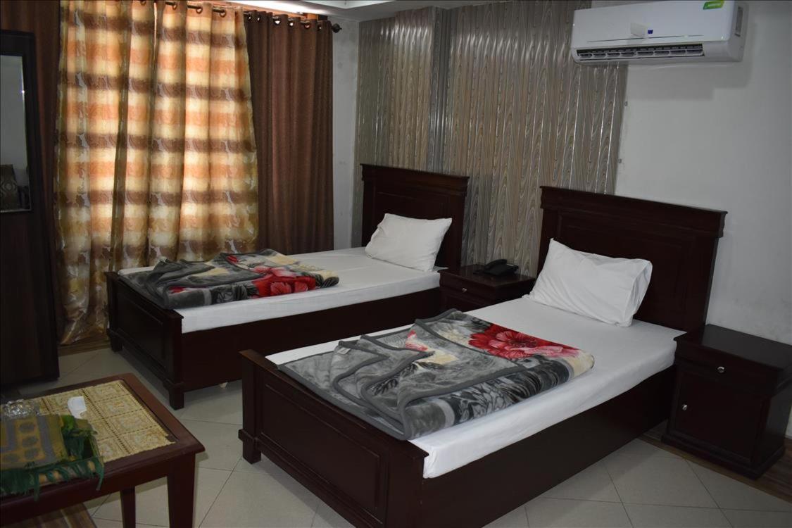 Hotel Kashmir Inn راوالبيندي المظهر الخارجي الصورة